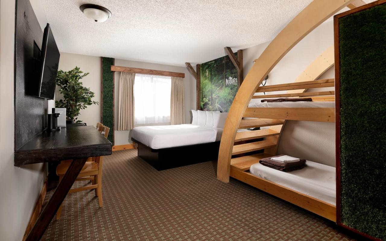 Natura Treescape Resort Wisconsin Dells Exterior photo