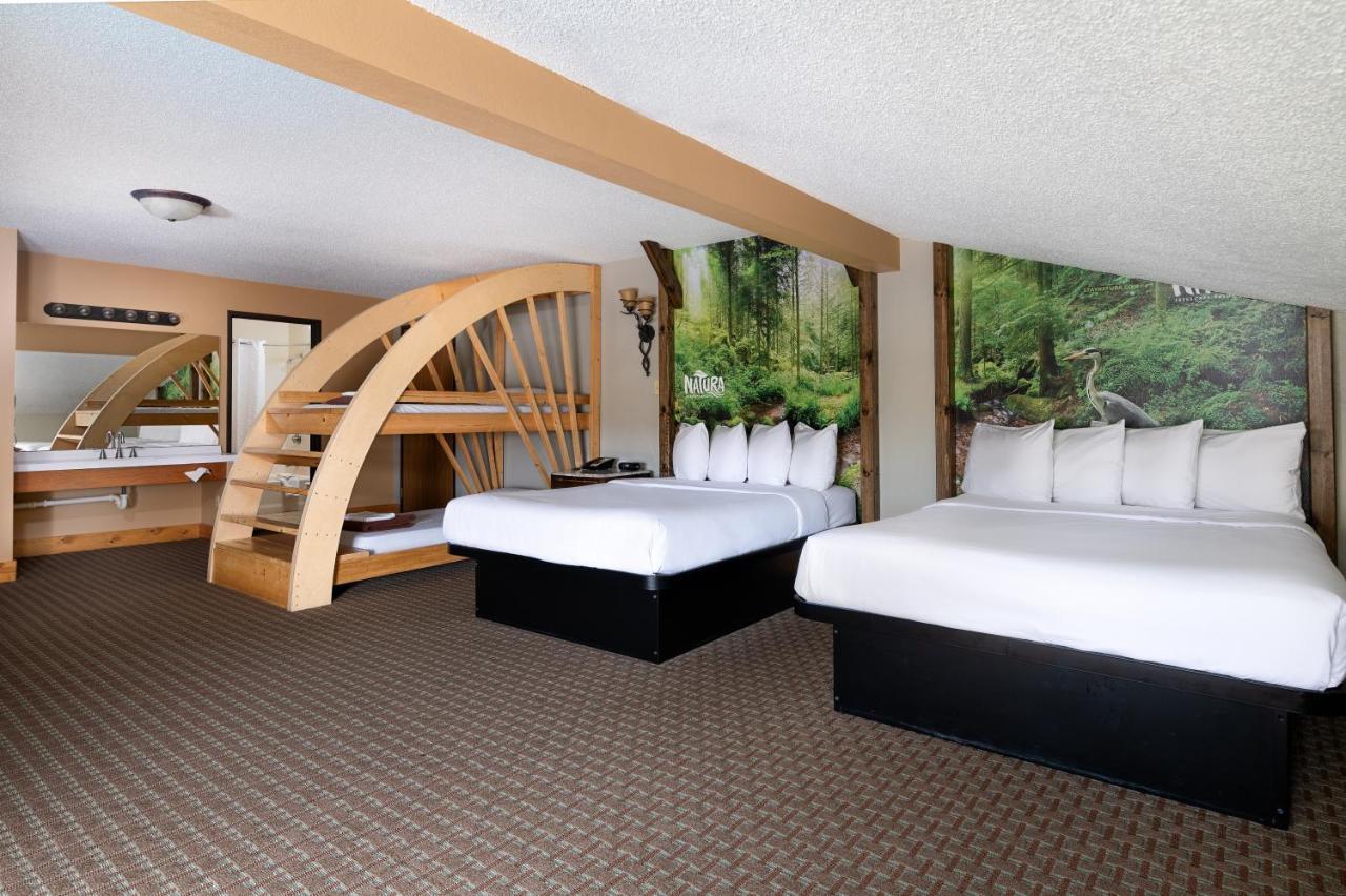 Natura Treescape Resort Wisconsin Dells Exterior photo