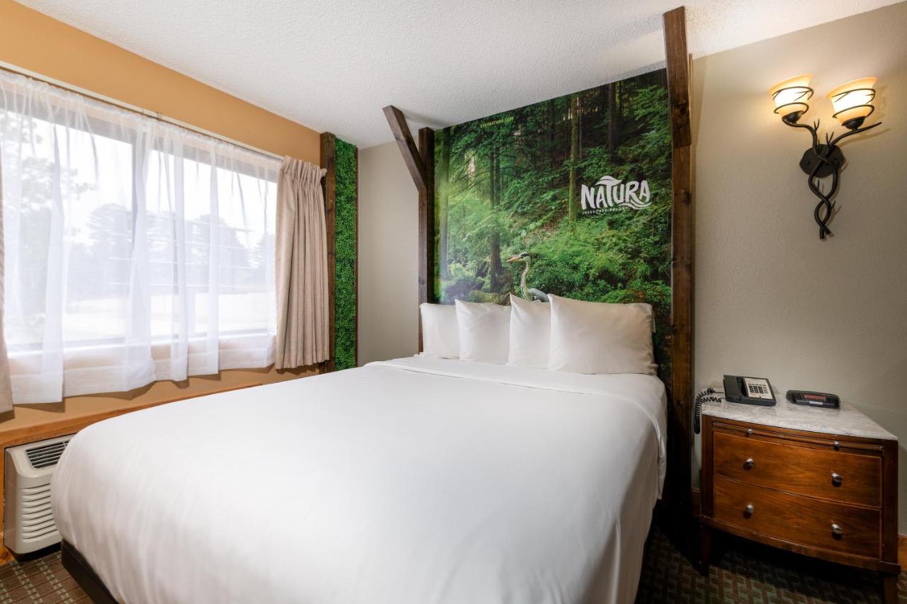 Natura Treescape Resort Wisconsin Dells Exterior photo