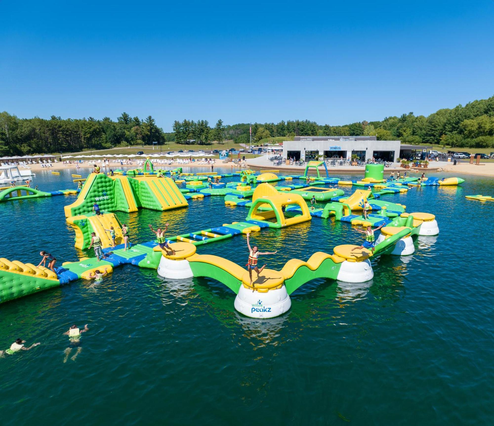 Natura Treescape Resort Wisconsin Dells Exterior photo